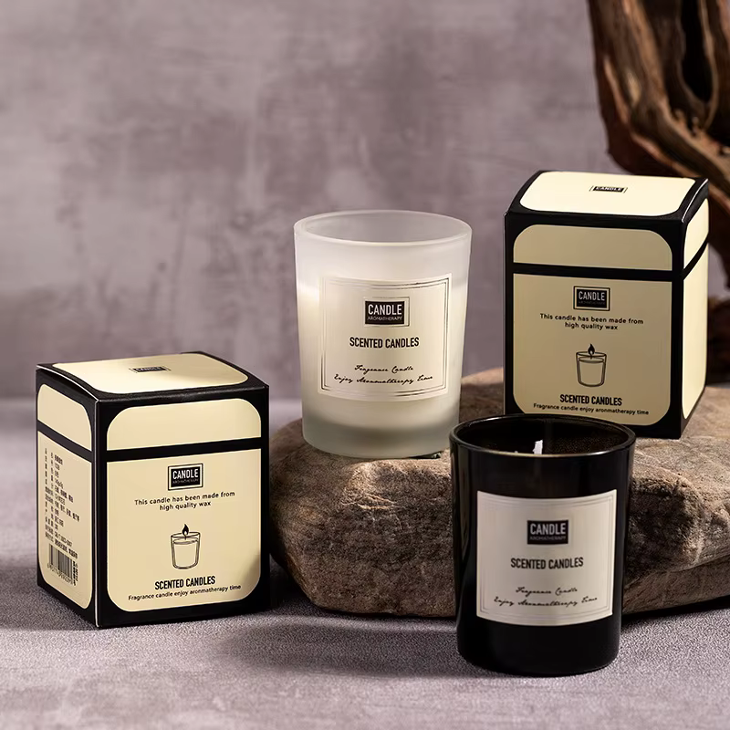 Bougie d'aromathérapie au parfum de plantes européennes modernes