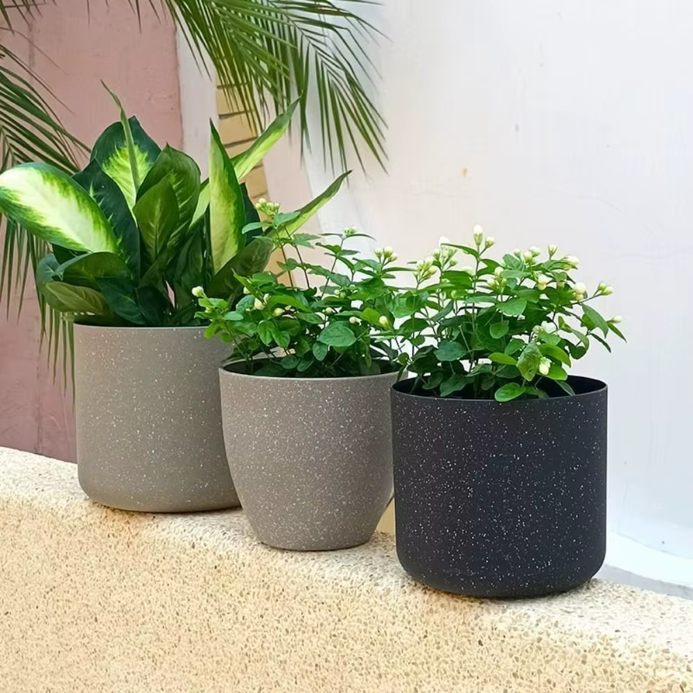 Pots de fleurs en pierre d'imitation givrée