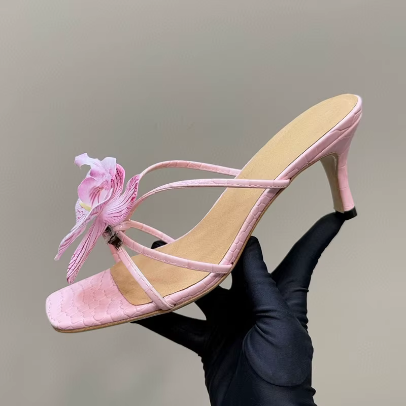 Pantoufles à talons hauts pour femmes, en cuir véritable, bout ouvert, talons chaton, sandales paresseuses, diapositives d'été, chaussures de plage pour vacances à la mode