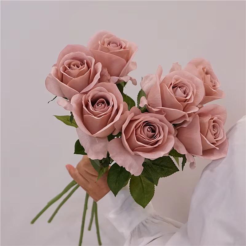 Rose Esha artificielle au toucher réel