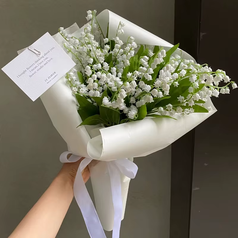 Fleur d'orchidée artificielle de muguet blanc
