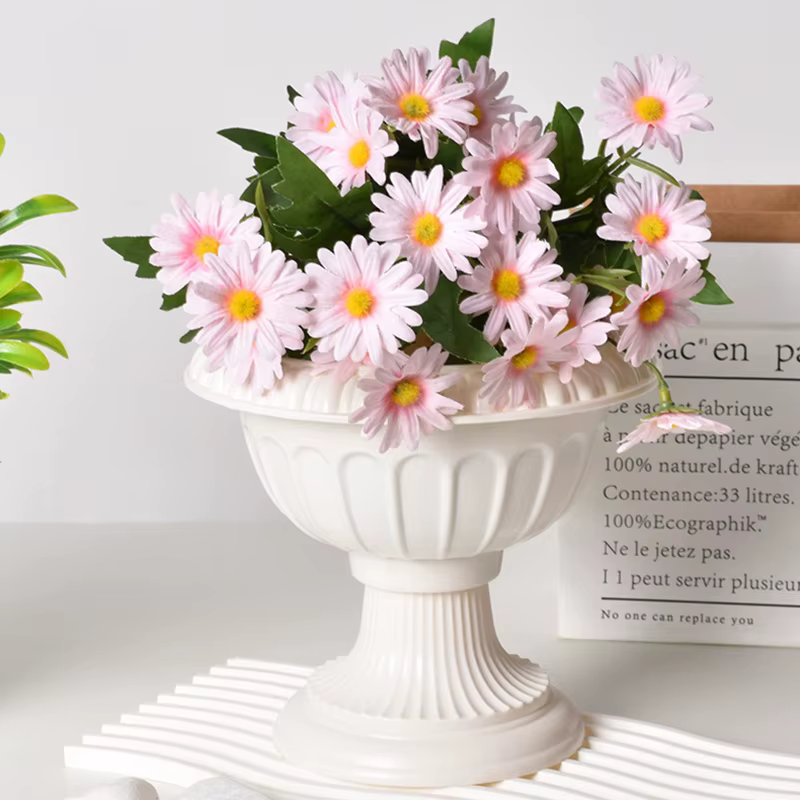 Vases en plastique simples pour plantes