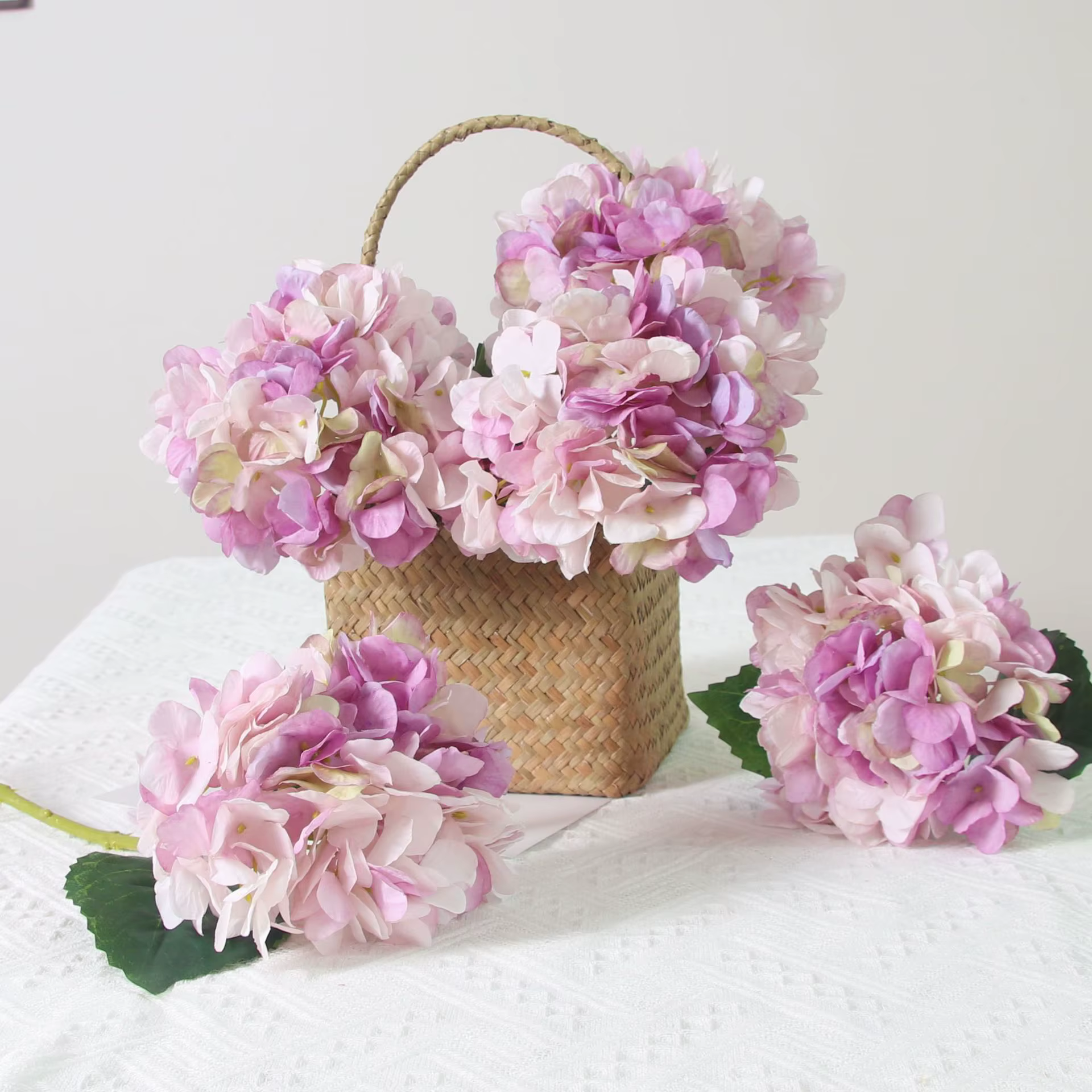 Bouquet de fleurs d'hortensia artificielles violettes