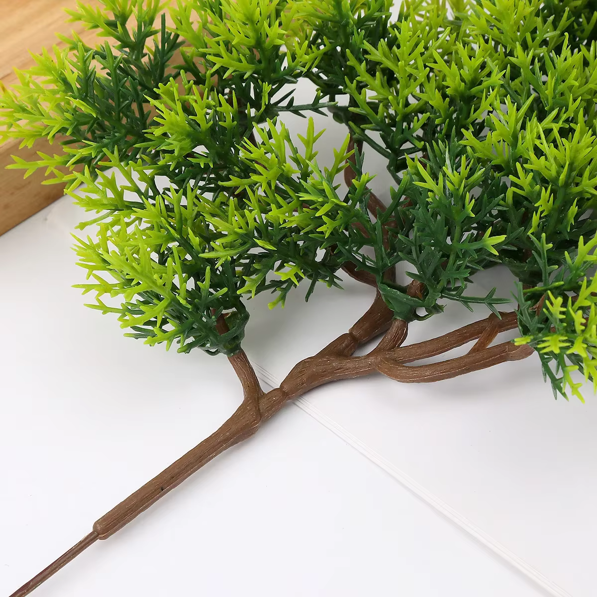 1 branche de pin artificielle verte de 32 à 48 cm