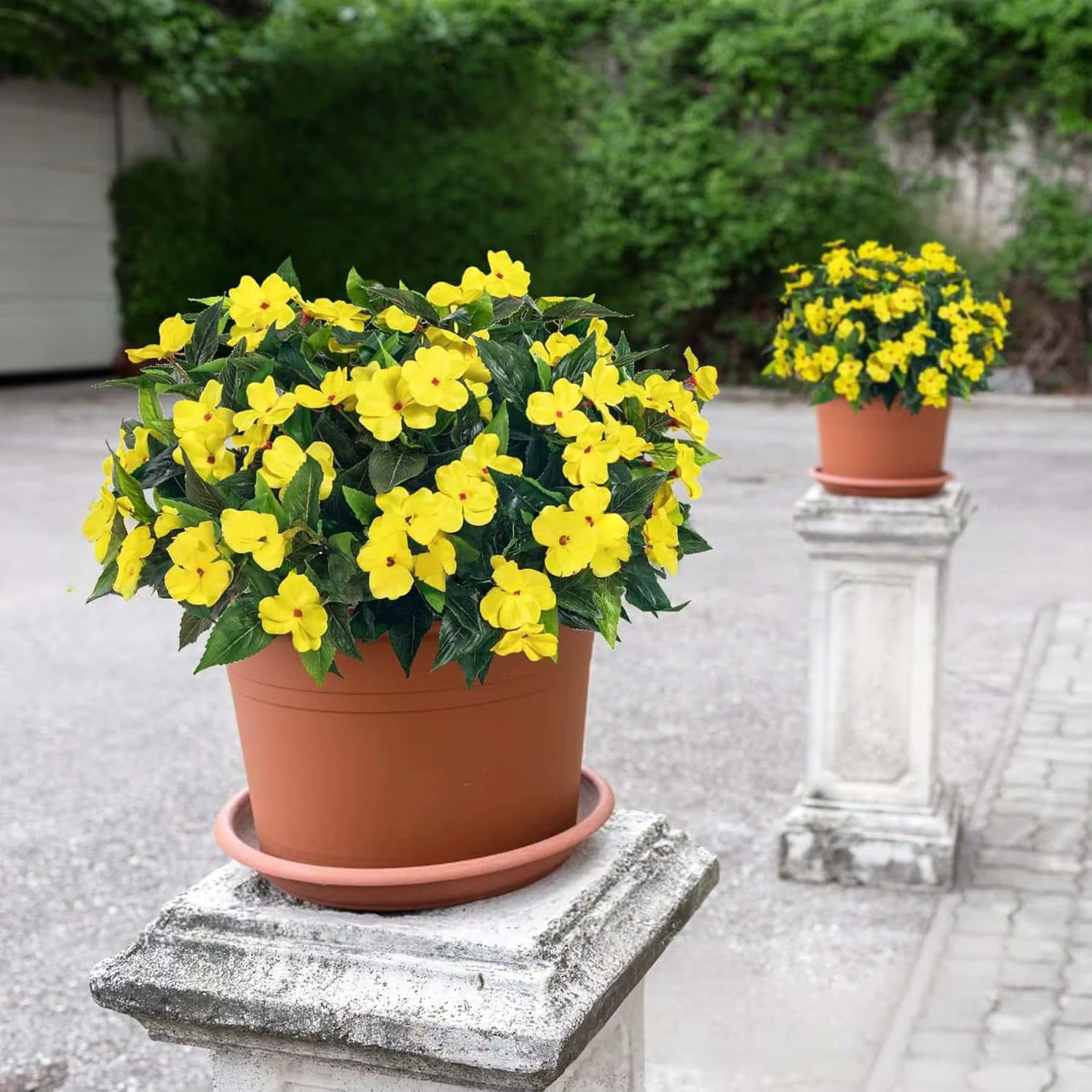 Fleurs artificielles, faux baume réaliste
