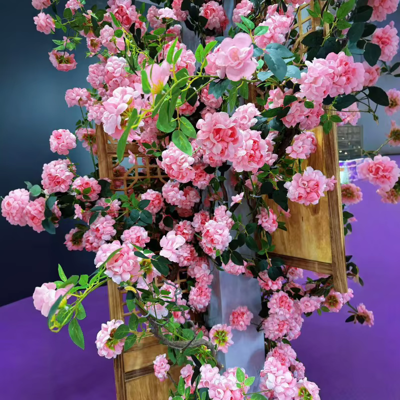 Lot de 2 guirlandes de roses artificielles de 1