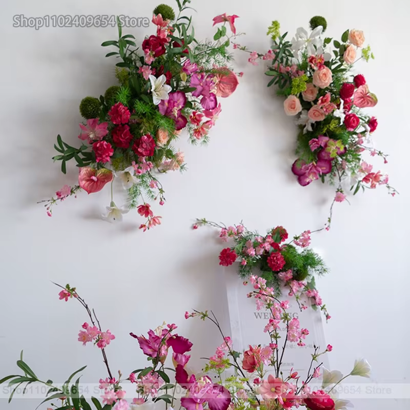 Feuilles vertes, rose vif