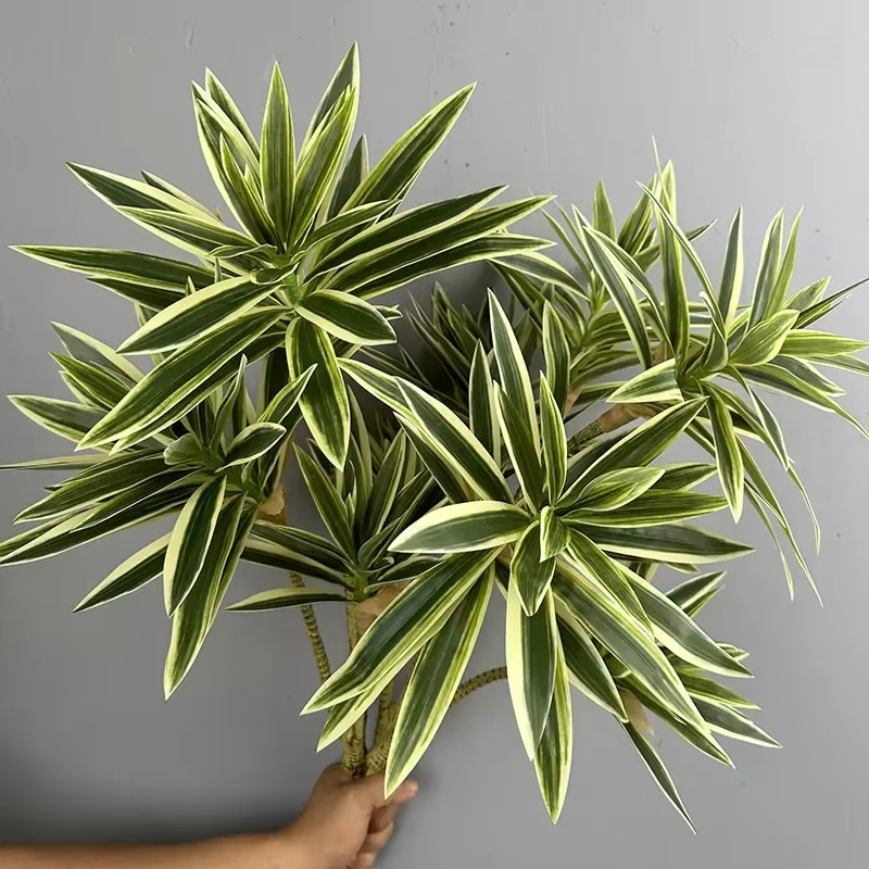 Plantes vertes artificielles