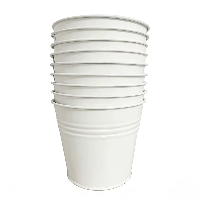 Boîte de 9 pots en métal blanc