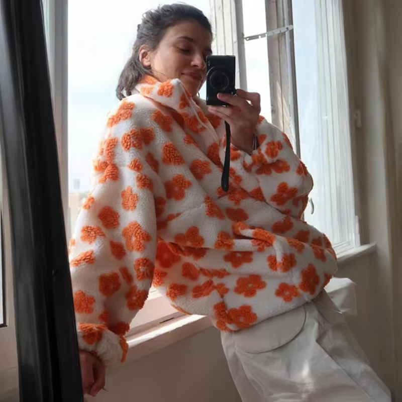 Sweat-shirt à fleurs en polaire pour femmes, nouvelle mode automne-hiver 2021, sweat à capuche chaud en fourrure, haut avec fermeture éclair, vêtements d'extérieur décontractés