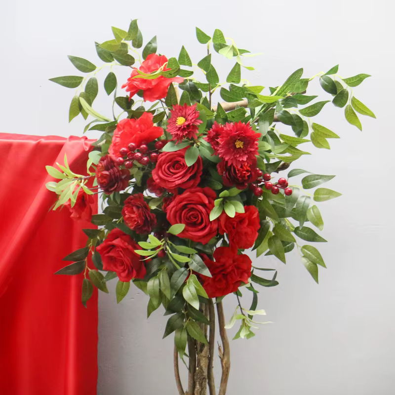 Arrangement de fleurs de baies rouges de Noël