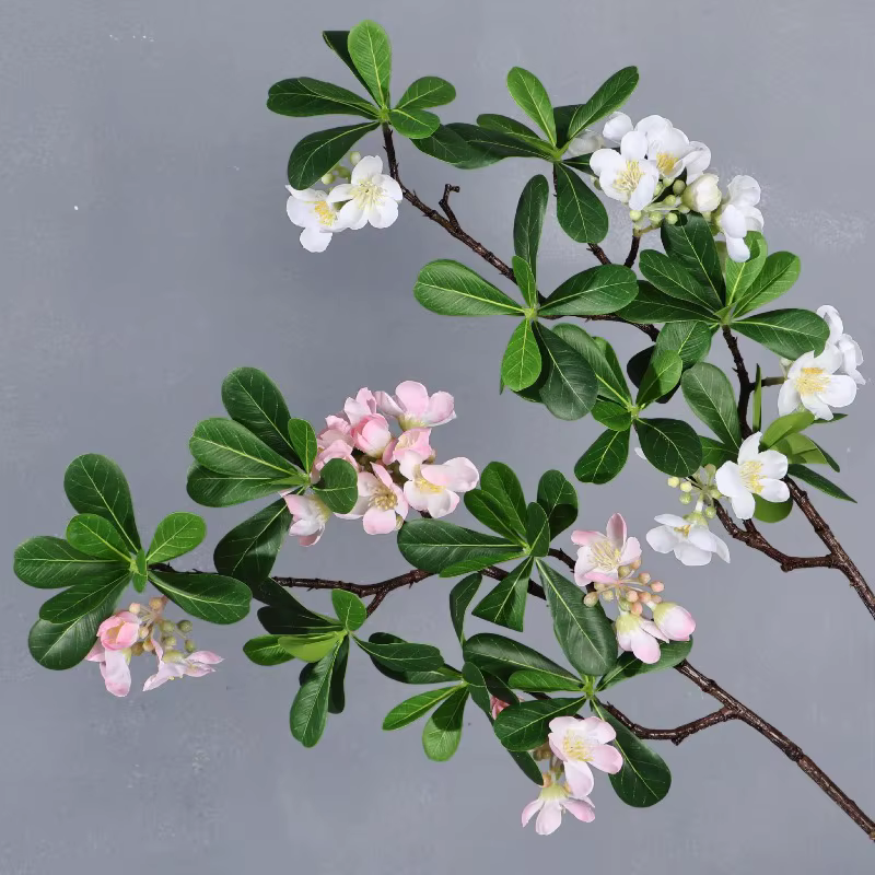 4 pièces de fleurs artificielles en soie