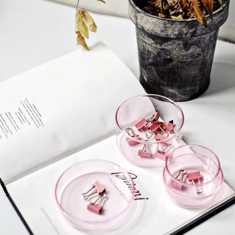 Bocal de rangement en verre décoratif