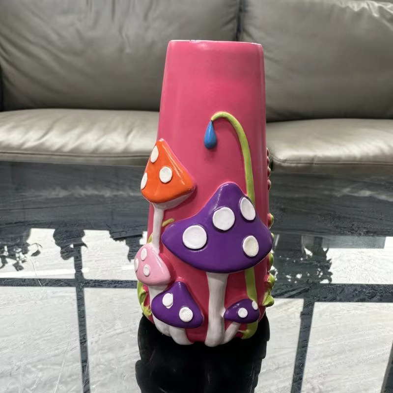 Vases en forme champignon pour fleurs