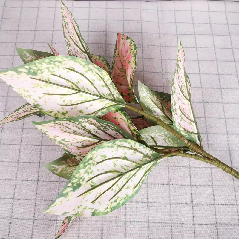 Plantes Artificielles en Plastique Colorées