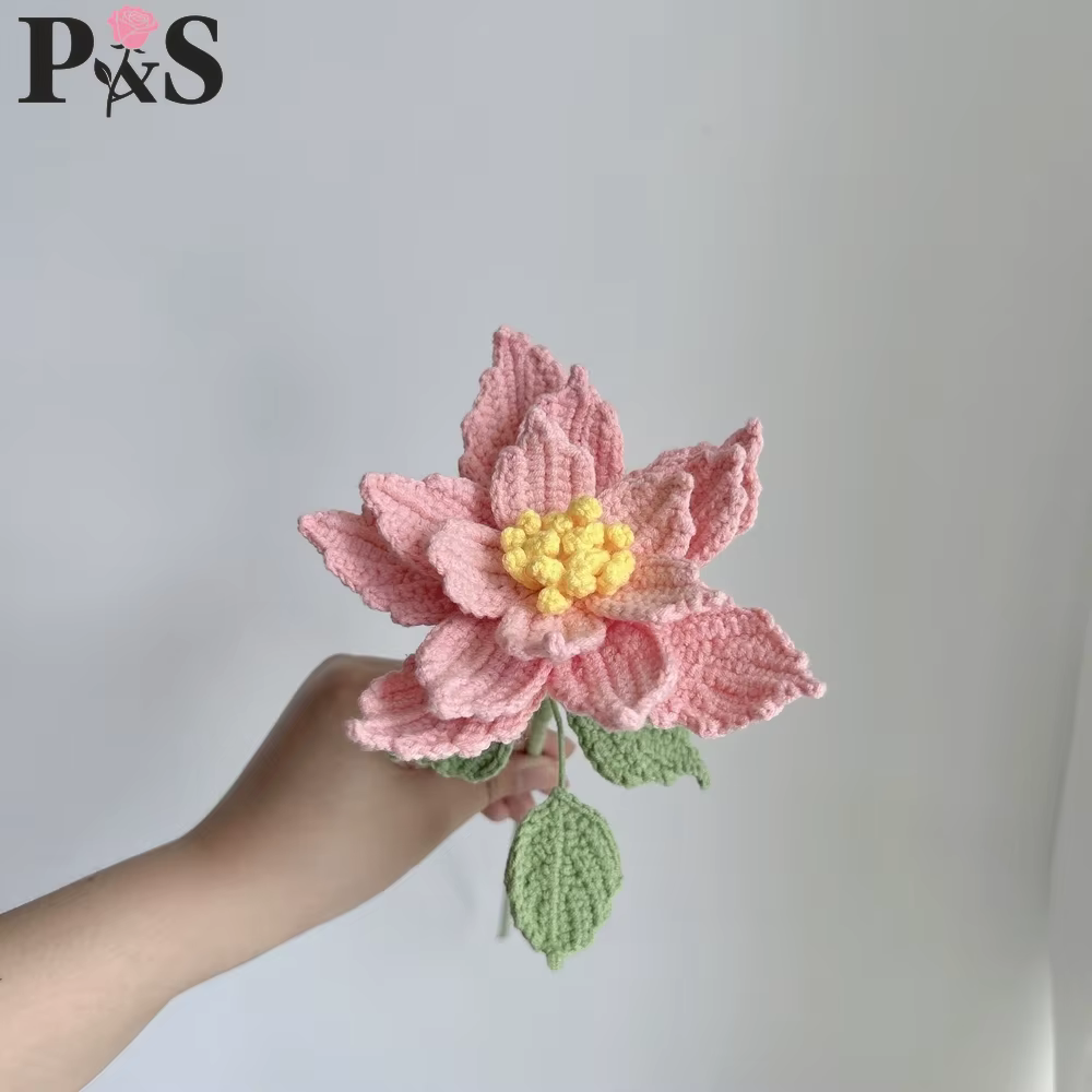 Rose mensuelle faite à la main au Crochet