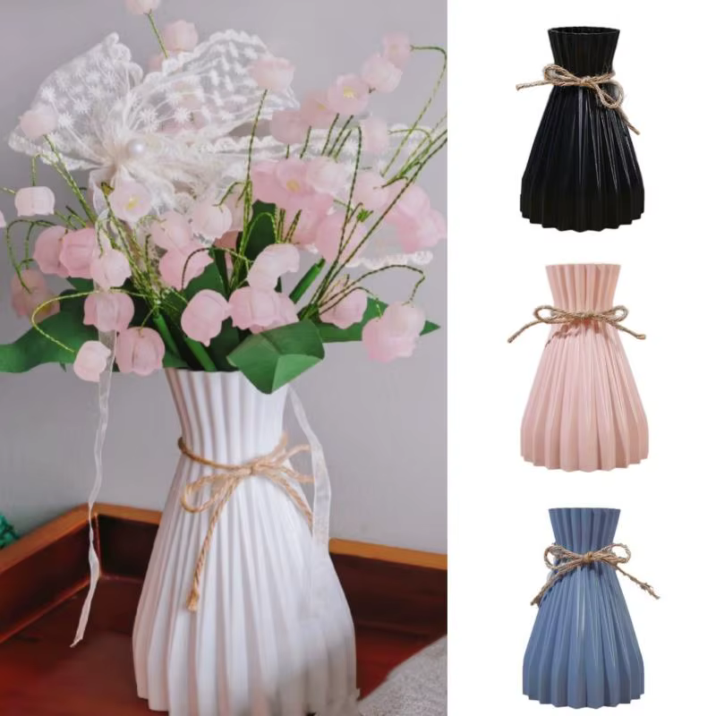 Vase à fleurs en plastique