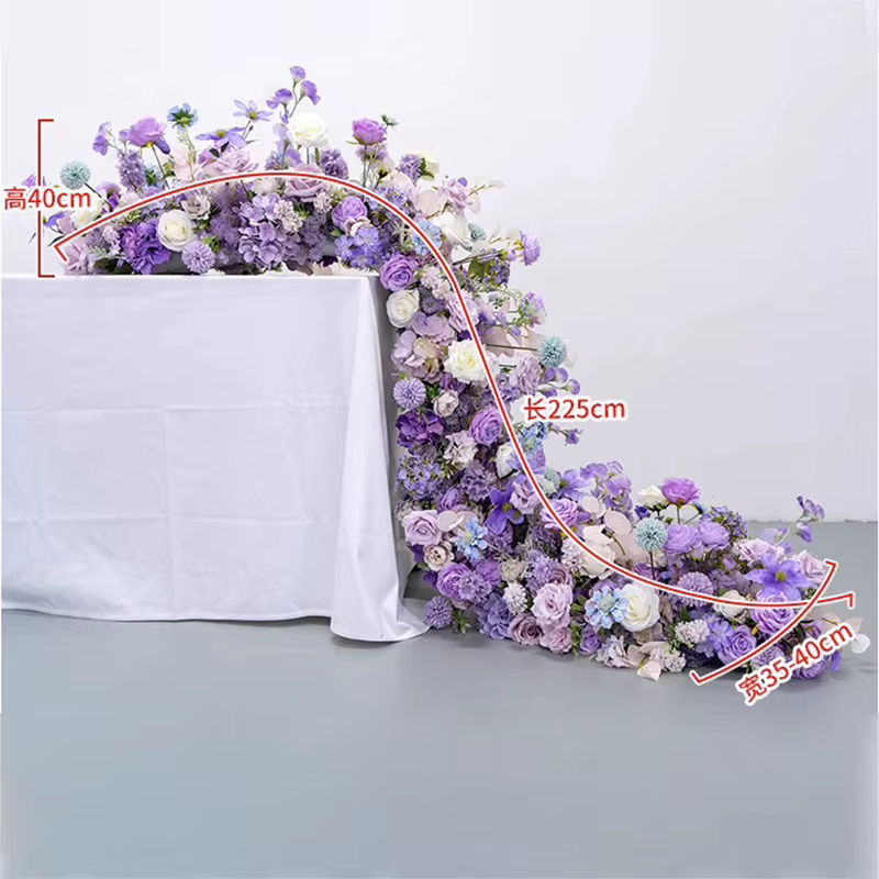 Fleur violette pour décor de table de mariage