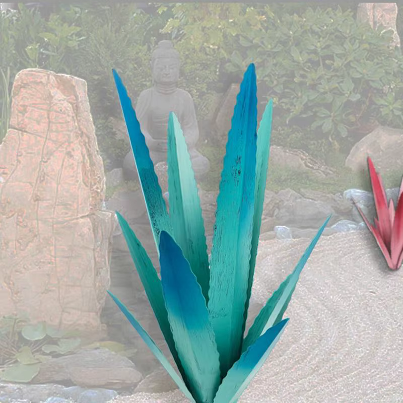 Sculpture de plante d'agave en métal
