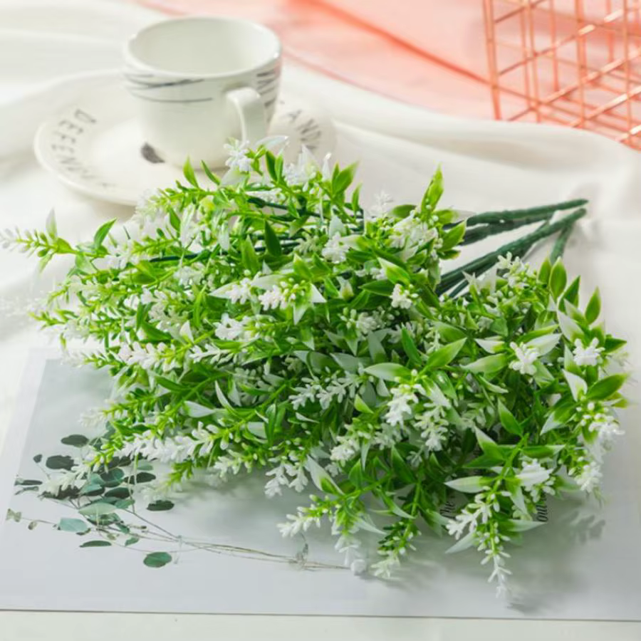 Fleurs artificielles en plastique
