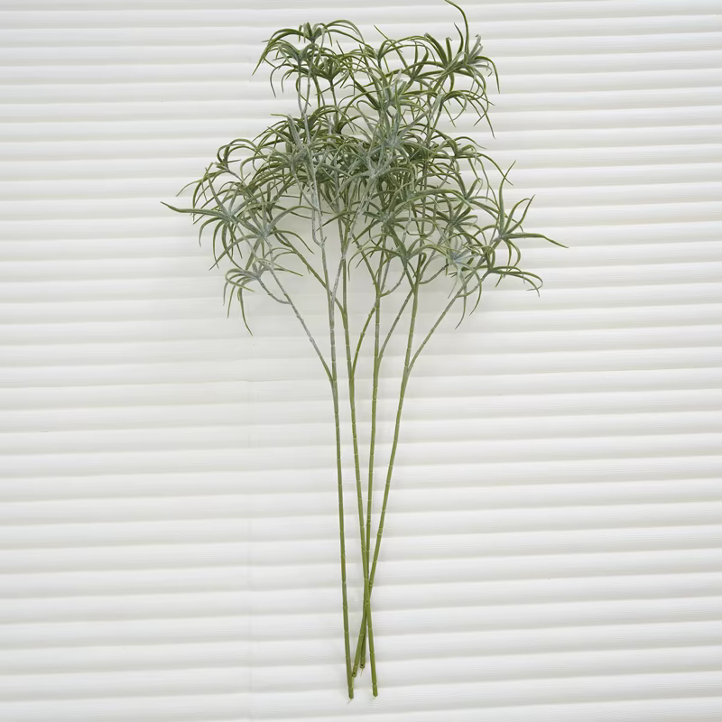 Branches artificielles de plantes vertes