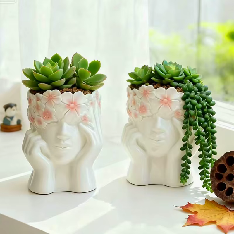 Pot de fleurs en résine en forme de jeune fille