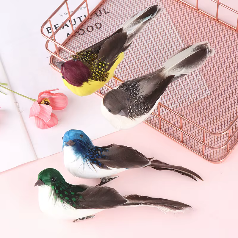 Mini colombes artificielles en plumes et mousse pour décoration de mariage