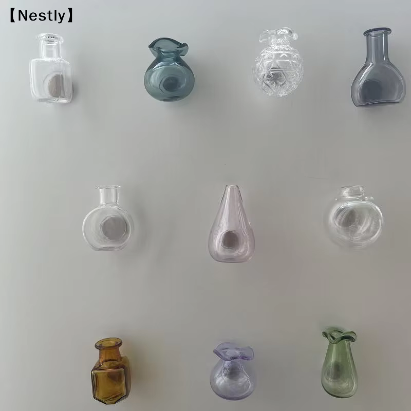 Mini-vases magnétiques pour réfrigérateur