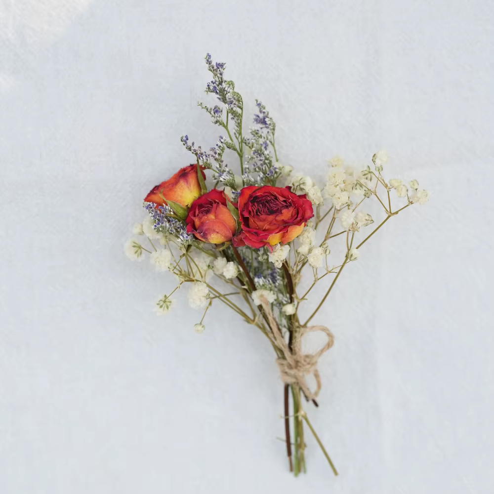 Bouquet de fleurs séchées rustiques classiques