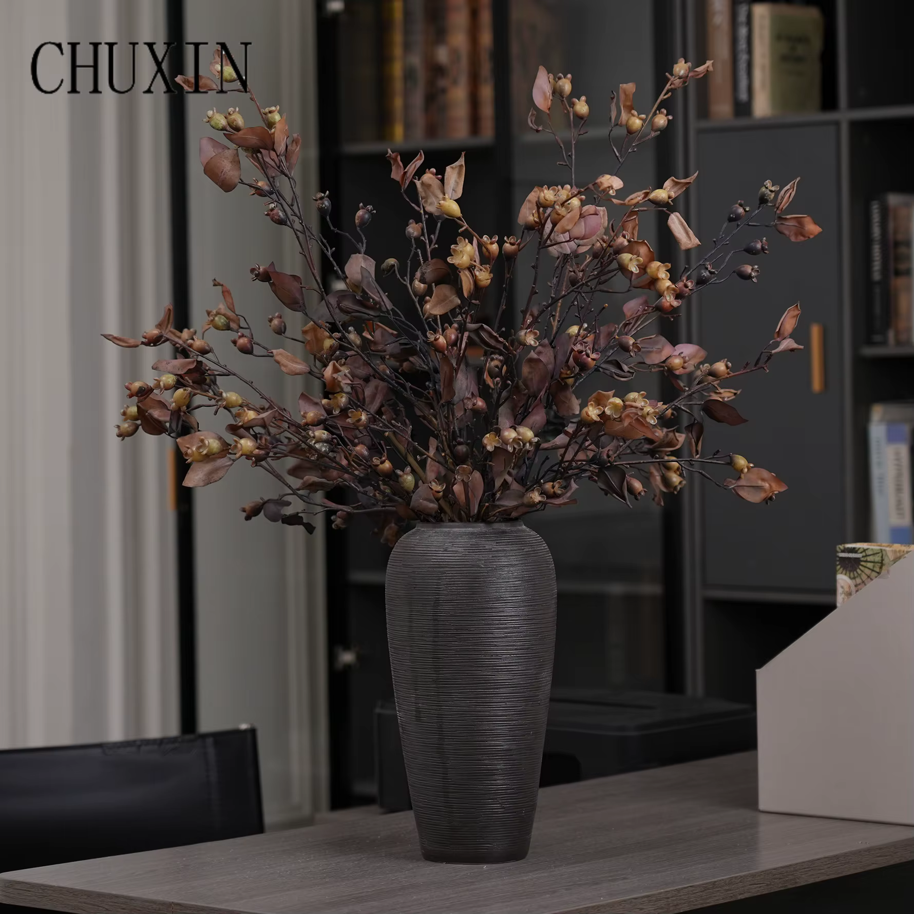Branche de plante artificielle de baies brunes