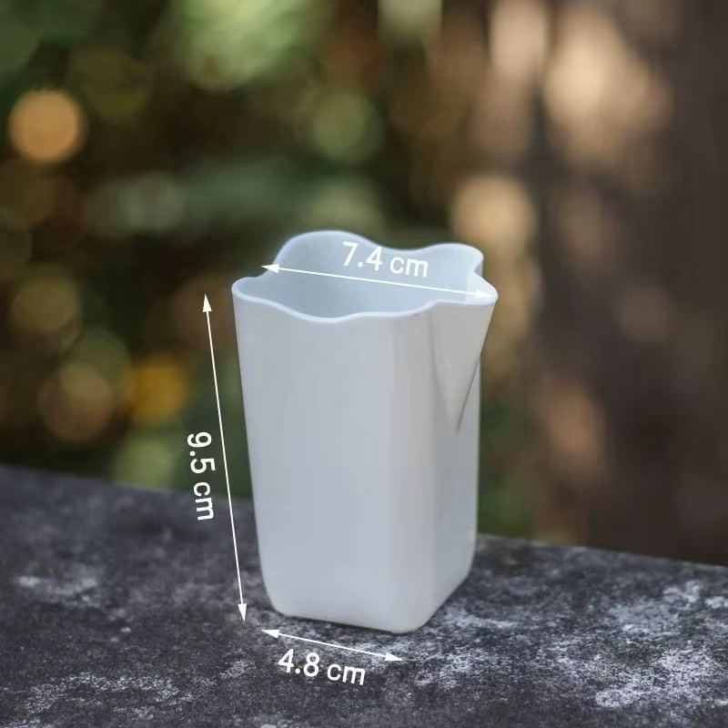 Pots auto-arrosants, pots de pépinière avec trous de drainage