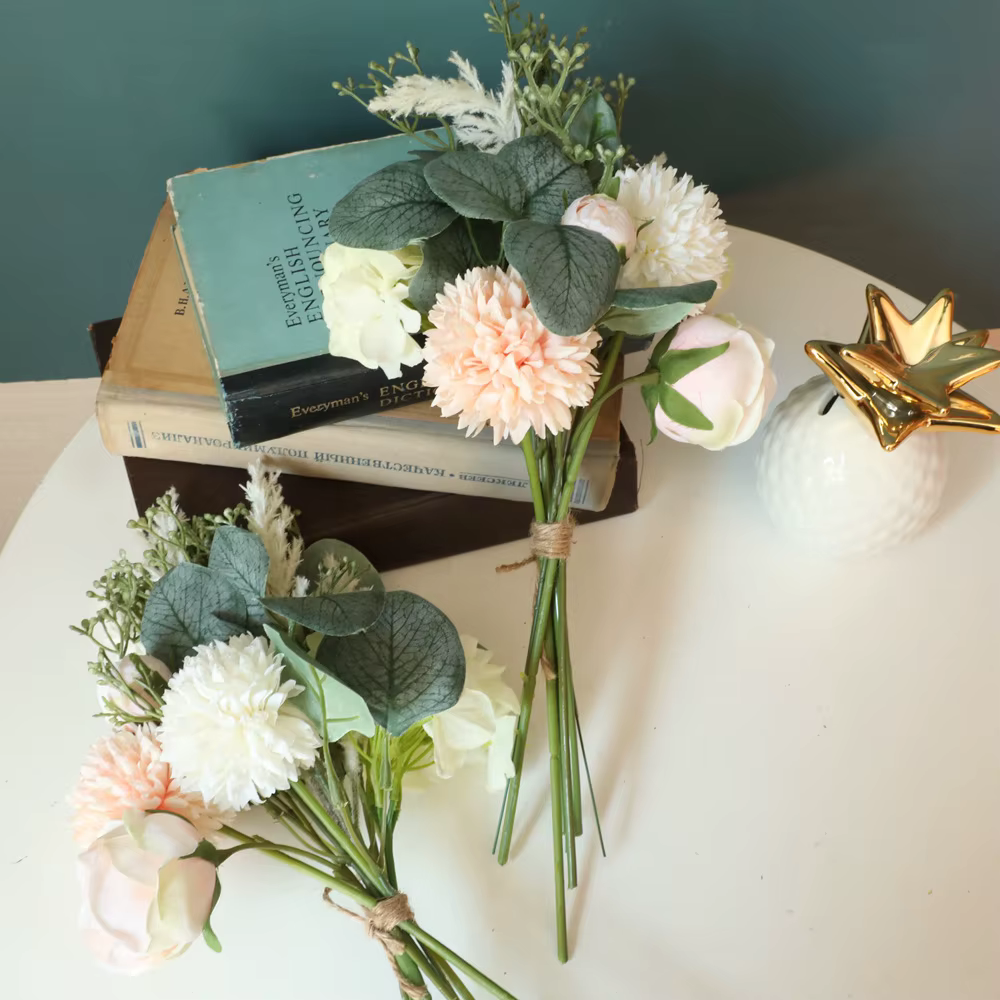Mélange d'aloès vert Roses d'eucalyptus fleurs artificielles Bouquets de plantes vertes décor à la maison soie fausse