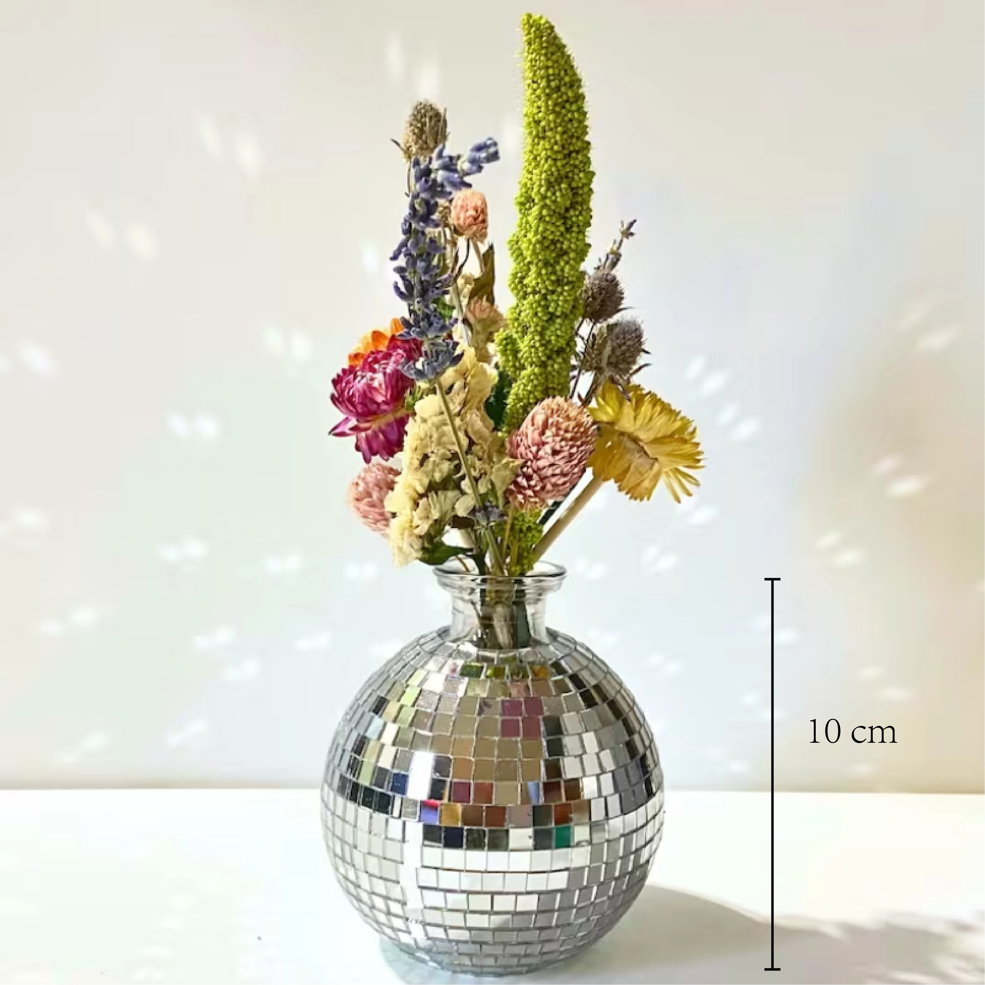 Vase boule Disco, Bouquet de fleurs colorées