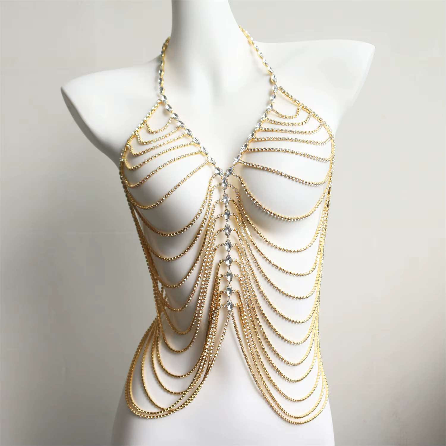 Accessoires sexy pour femmes, chaînes de poitrine en strass et bijoux de corps, design artisanal, parfait pour la plage ou les boîtes de nuit