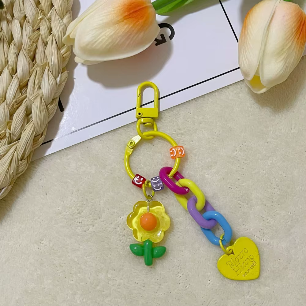 Porte-clés pendentif fleur multicolore, porte-clés cœur coloré en acrylique, breloque sac Kawaii pour sac à dos et sac à main, tendance