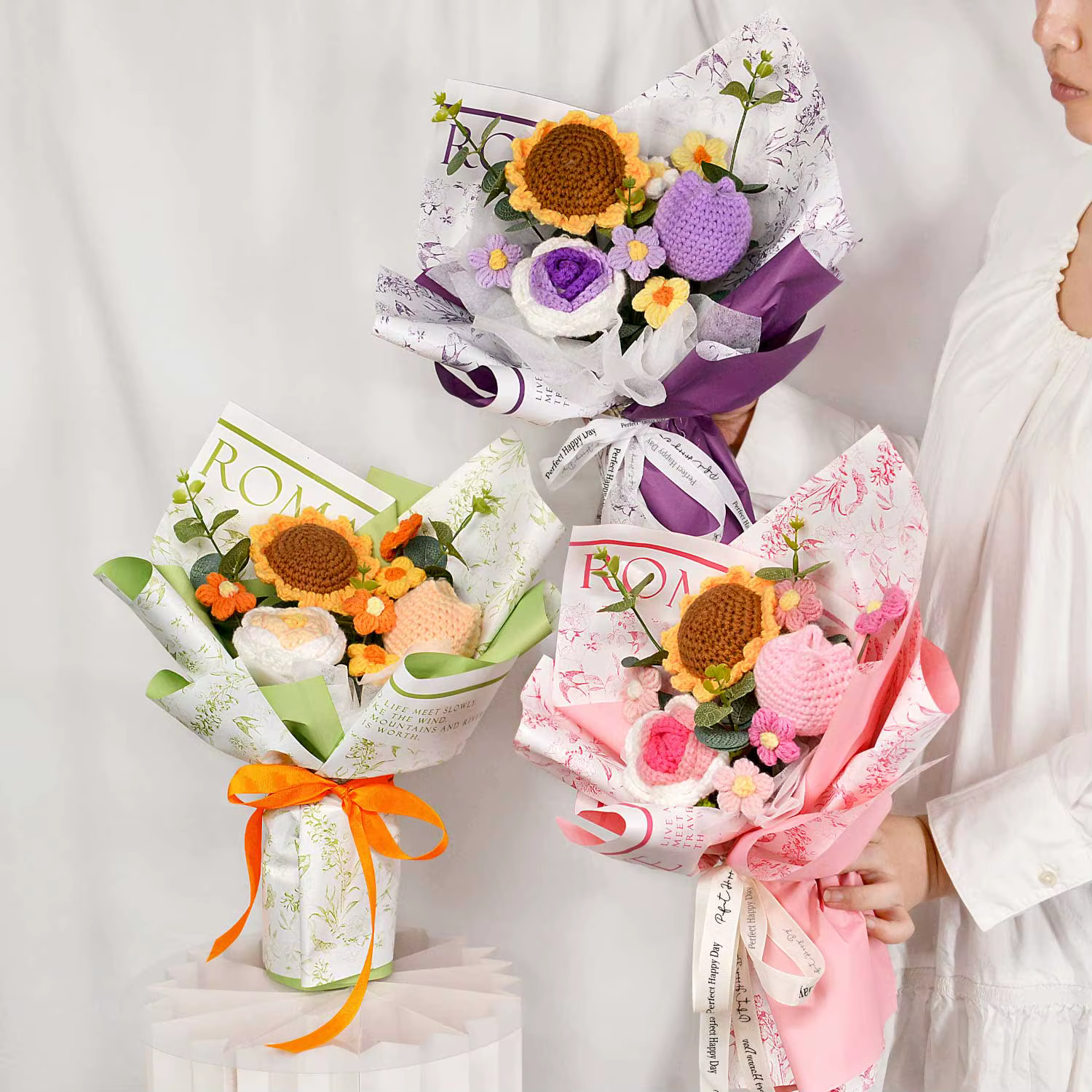 Bouquets de fleurs de tulipes au crochet faits à la main