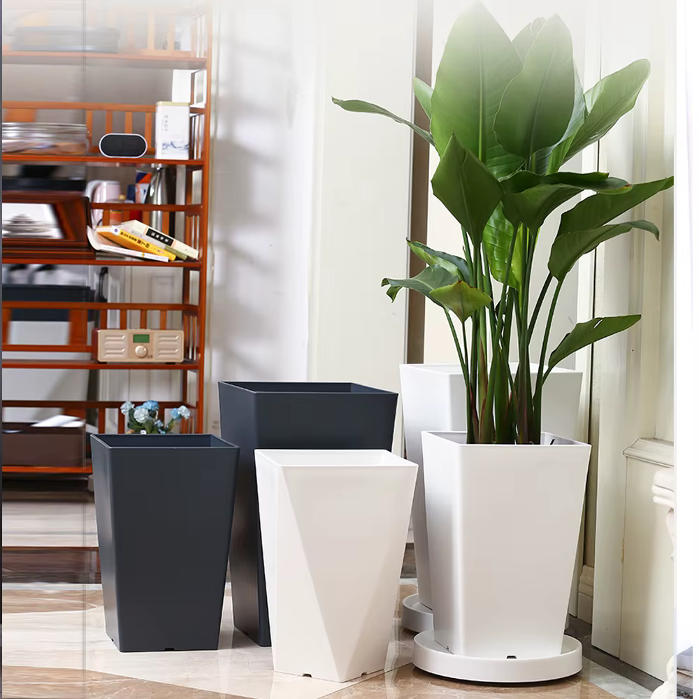 Jardinière de jardin en plastique de grande taille