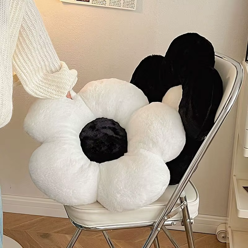 Coussin en forme de fleur, coussins de salle de classe, circulaire, doux, pour sieste, chaise de bureau, noir et blanc, oreiller décoratif pour canapé