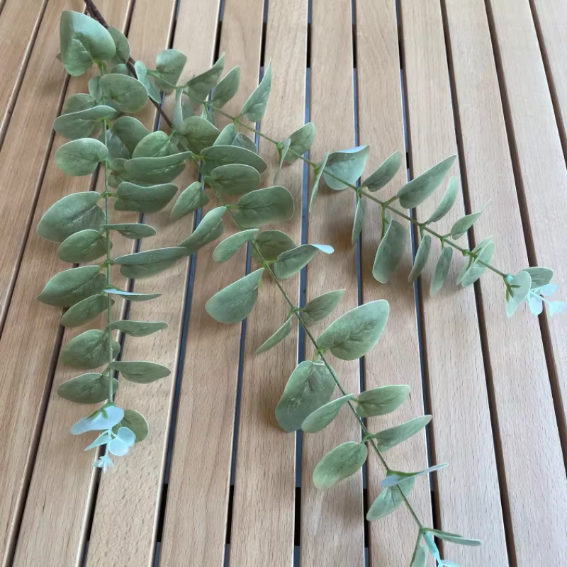 Feuilles d'eucalyptus artificielles