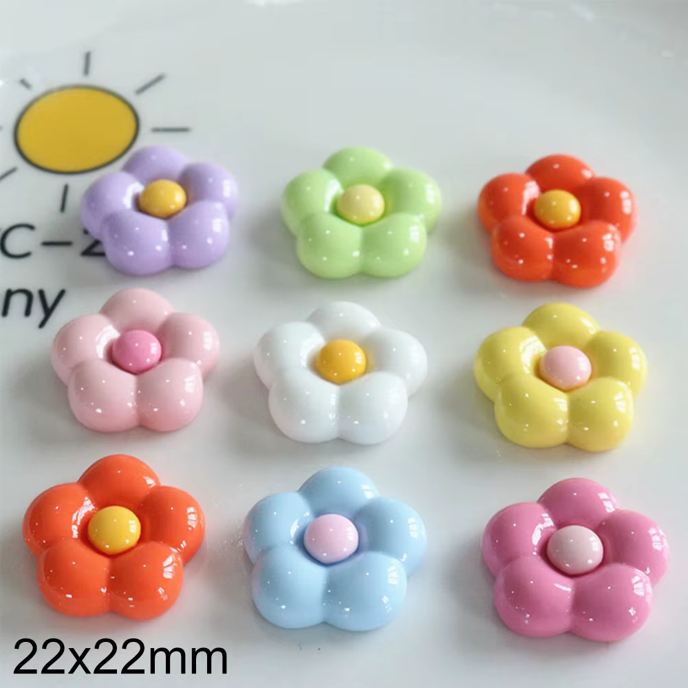 Lot de 10 cabochons en résine à cinq pétales de fleurs
