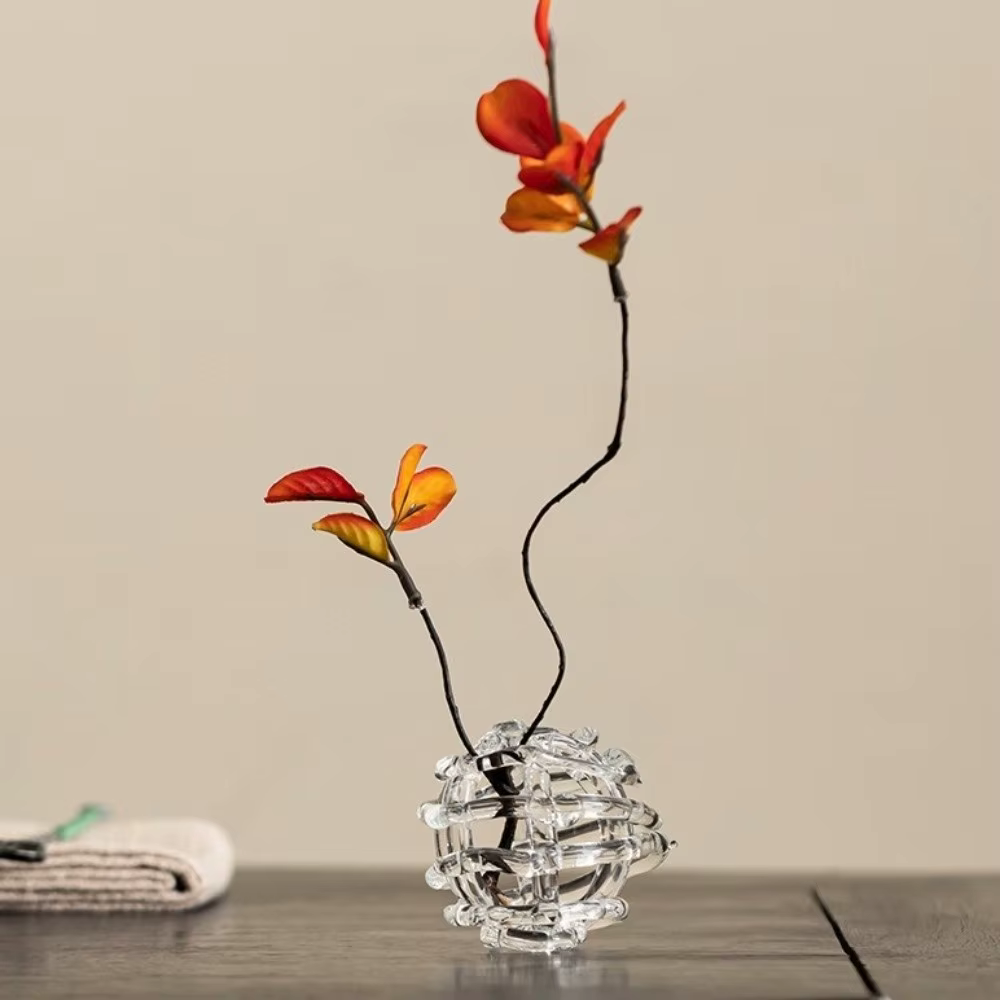 Vase en verre transparent