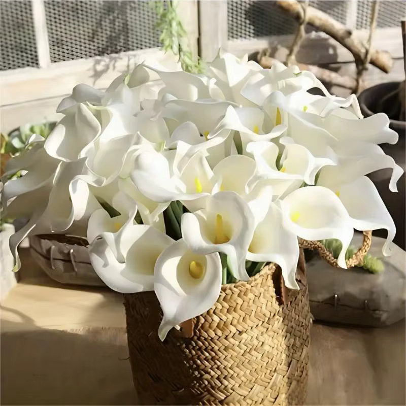 Simulation de fleur de lys Calla en PU