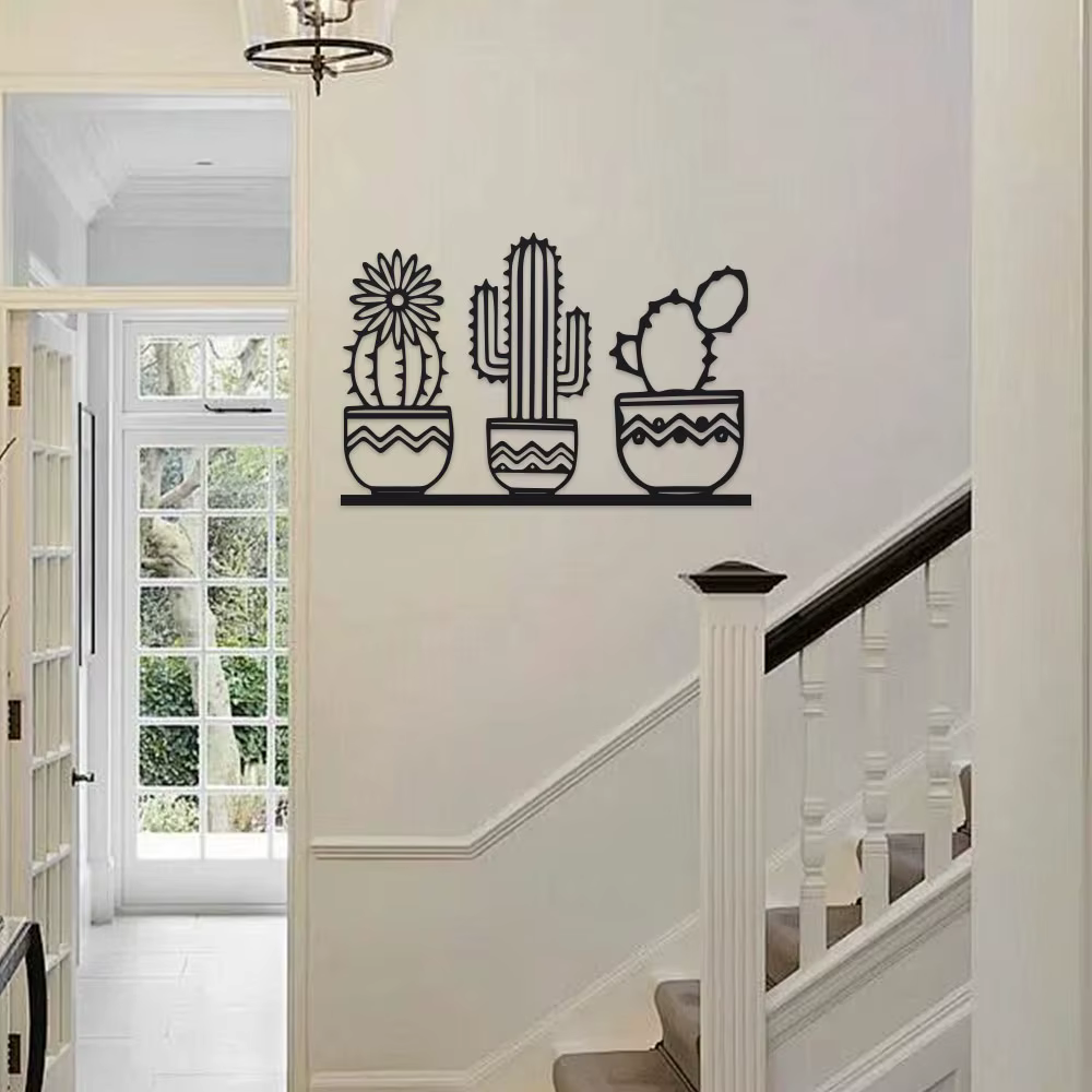 Un art mural en métal de cactus