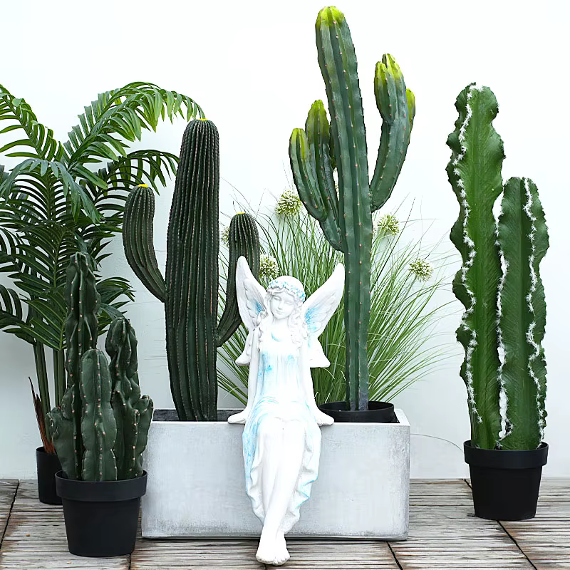 Plante tropicale succulente artificielle avec pot