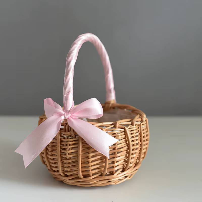 Panier à fleurs tissé en rotin