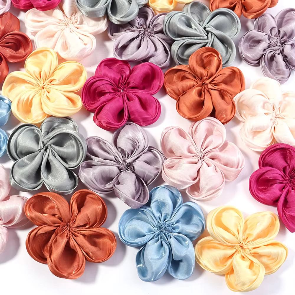 Fleurs artificielles en Satin de tissu coloré 6-7cm