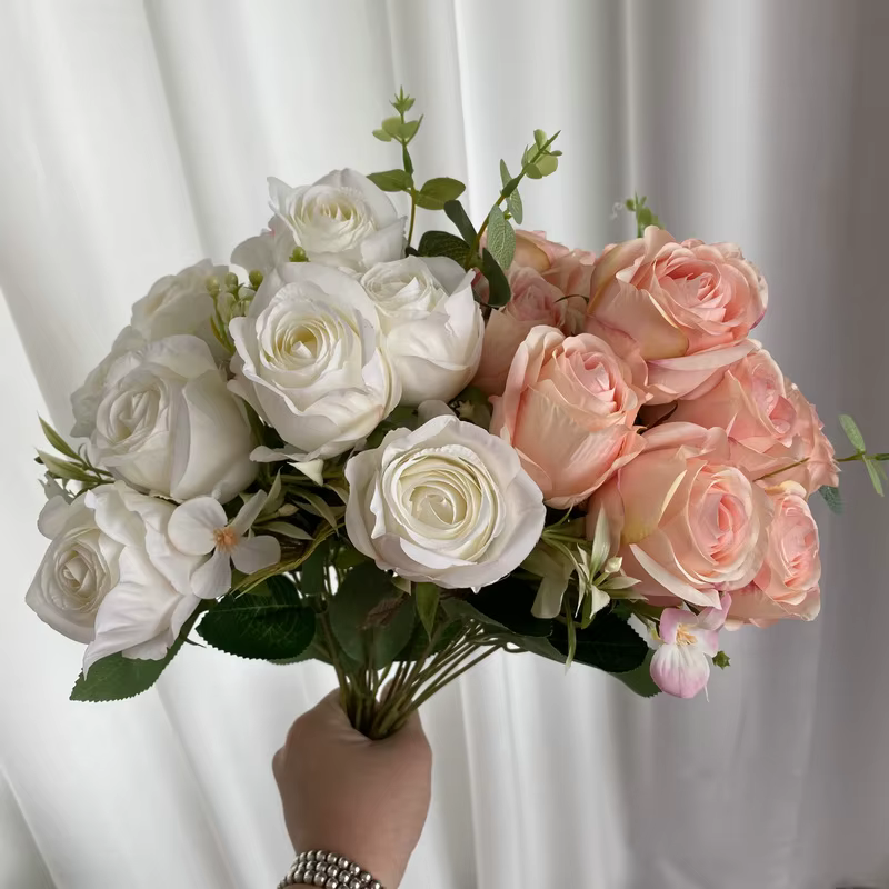 Fausses fleurs en soie
