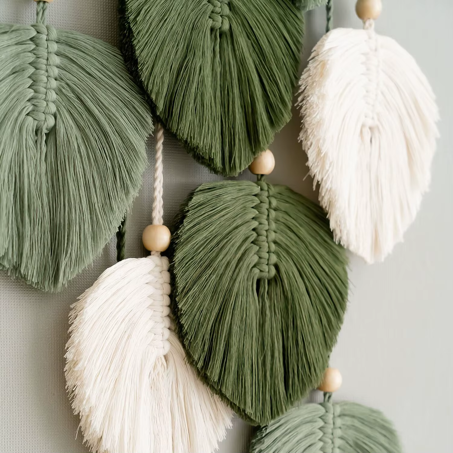 Décoration murale en macramé
