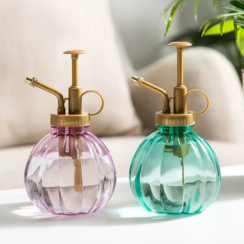 Pot d'arrosage pour plantes et fleurs