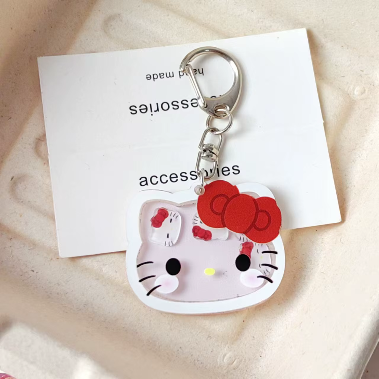 Porte-clés en acrylique Hello Kitty Shaker, nouveau, mignon, motif dessin animé, breloque à paillettes liquides, accessoire pour sac, porte-monnaie, clés de voiture, pendentif artisanal DIY pour fille